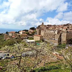  Appartamento Appartamenti Giglio Castello